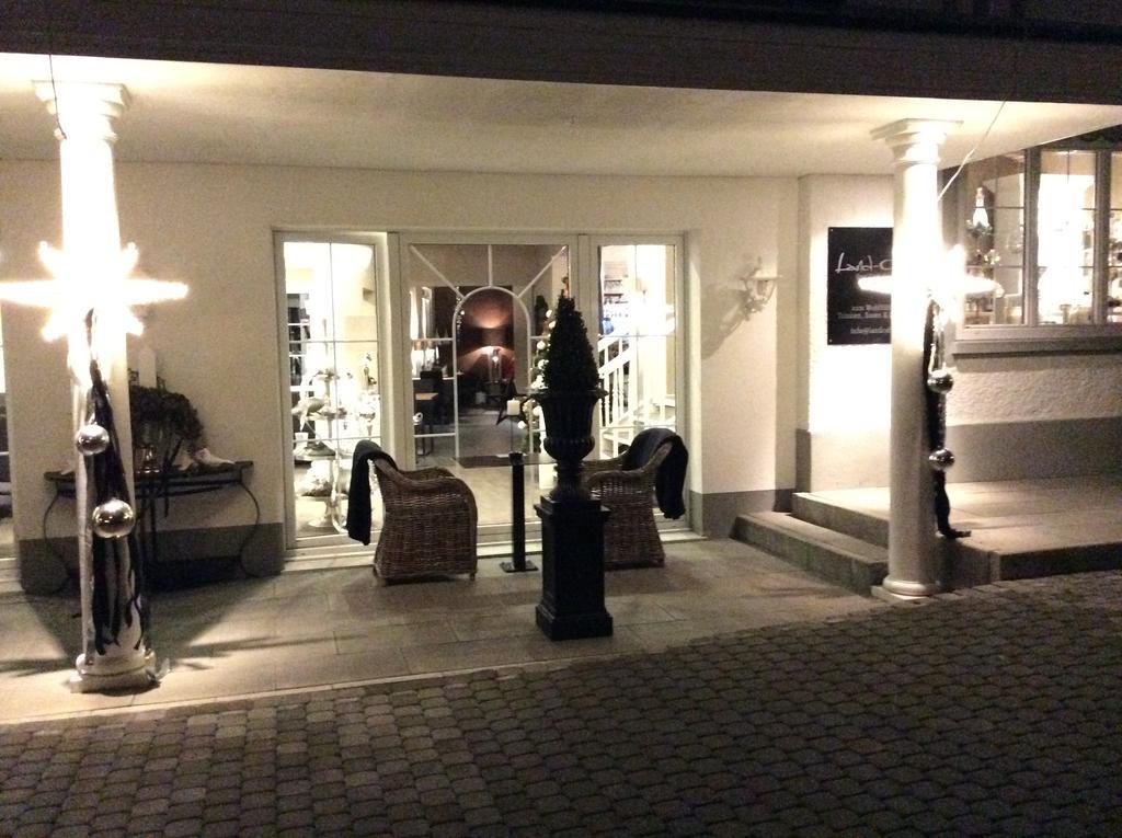 Landcafe Mit Mini Hotel Burgdorf Exterior foto